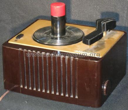 45-EY-2 Ch= RS-138F; RCA RCA Victor Co. (ID = 1257804) R-Player