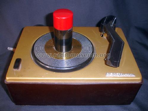 45-J-2 ; RCA RCA Victor Co. (ID = 1711817) Enrég.-R