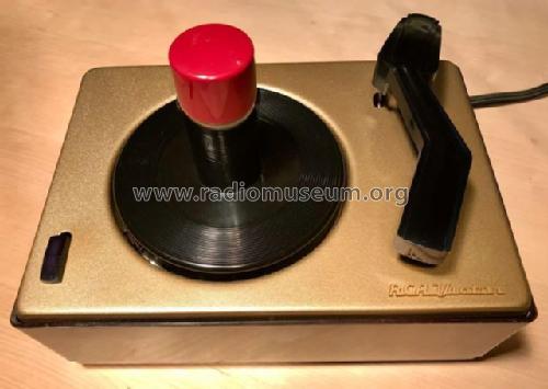 45-J-2 ; RCA RCA Victor Co. (ID = 2167392) R-Player