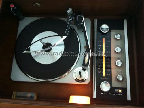 4VF206 Ch= RC-1215+ RS-203A; RCA RCA Victor Co. (ID = 1275978) Radio