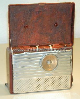 54B3 Ch= RC-589UB; RCA RCA Victor Co. (ID = 1841012) Radio