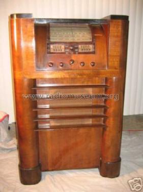 813K ; RCA RCA Victor Co. (ID = 102363) Radio