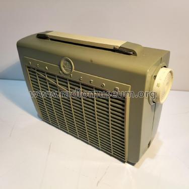 8-BX-5 Ch= RC-1149; RCA RCA Victor Co. (ID = 2731545) Radio