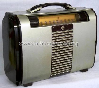 Globe-Trotter 8BX6 Ch= RC-1040C; RCA RCA Victor Co. (ID = 618559) Radio