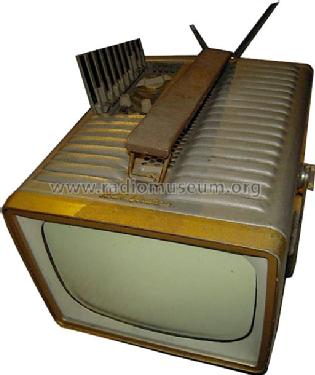 8PT7031 Ch= KCS100B; RCA RCA Victor Co. (ID = 698639) Televisore