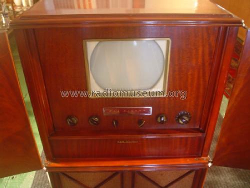 8TK29 Ch= KCS32, RK135; RCA RCA Victor Co. (ID = 1029398) Fernseh-R