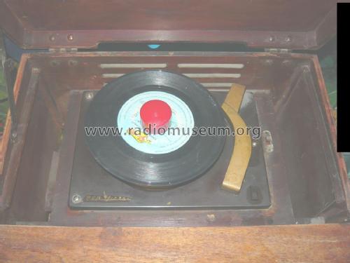 Victrola 9-Y-7 Ch= RC-1057B; RCA RCA Victor Co. (ID = 1911124) Radio