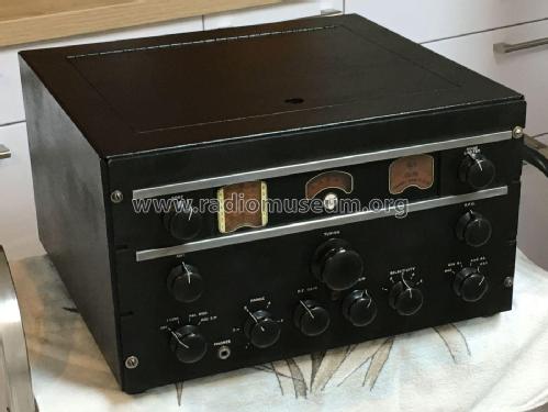 AR-88D ; RCA RCA Victor Co. (ID = 2327533) Commercial Re