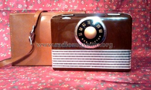 B-411 Ch= RC-1098; RCA RCA Victor Co. (ID = 1563183) Radio