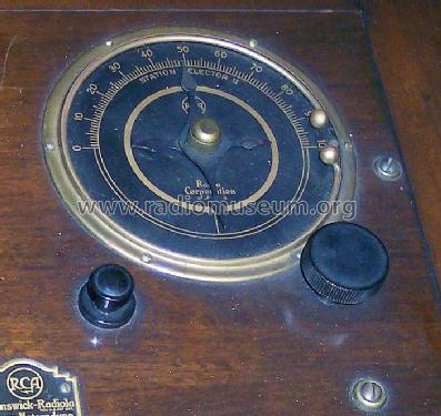 Brunswick-Radiola Superheterodyne AR-813; RCA RCA Victor Co. (ID = 807372) Radio