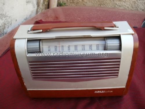 BX6 Ch= RC-1082; RCA RCA Victor Co. (ID = 764150) Radio