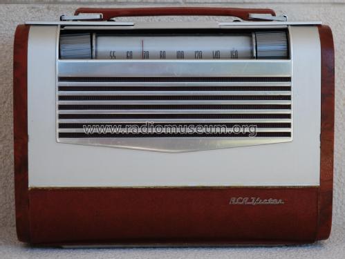 BX6 Ch= RC-1082; RCA RCA Victor Co. (ID = 2261429) Radio