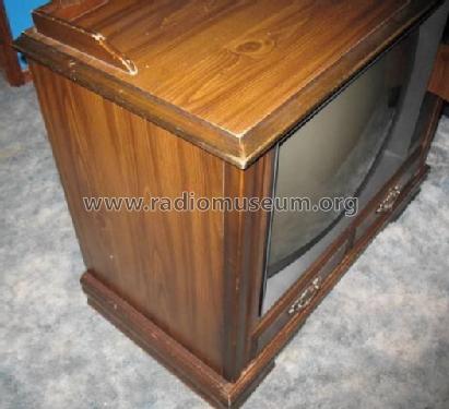 ColorTrak GLR685HR; RCA RCA Victor Co. (ID = 1806879) Television
