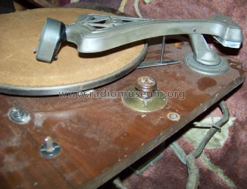 Electrola RE-57 Victor; RCA RCA Victor Co. (ID = 1186614) Radio