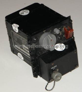 Emergency UHF Radio Receiver-Transmitter TR-3; RCA RCA Victor Co. (ID = 1141600) Commercial TRX
