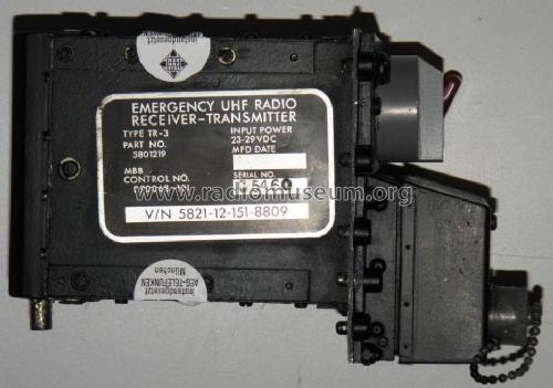 Emergency UHF Radio Receiver-Transmitter TR-3; RCA RCA Victor Co. (ID = 1141602) Commercial TRX