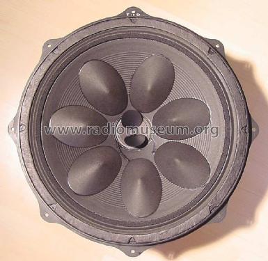 MI-11411-A ; RCA RCA Victor Co. (ID = 1044440) Speaker-P