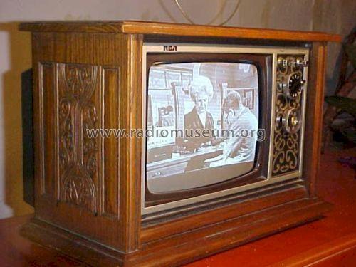 Miniature Console TV 9 inch AM101S; RCA RCA Victor Co. (ID = 1050977) Television
