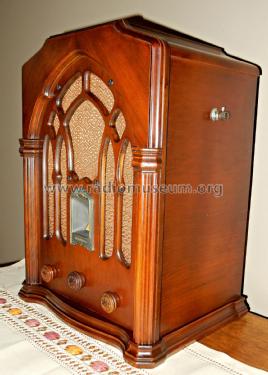 R-24-B ; RCA RCA Victor Co. (ID = 1786638) Radio