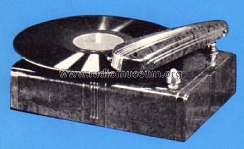 R-93-F Phono; RCA RCA Victor Co. (ID = 261184) R-Player