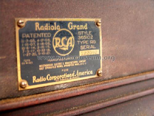 Radiola Grand; RCA RCA Victor Co. (ID = 133621) Radio