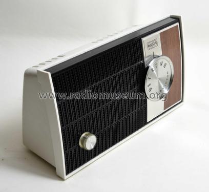 RGA27E, RGA27T, RGA27Y Ch= RC-1213M; RCA RCA Victor Co. (ID = 2517604) Radio