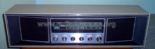 Solid State RLC 70B LT. Sand; RCA RCA Victor Co. (ID = 1464873) Radio