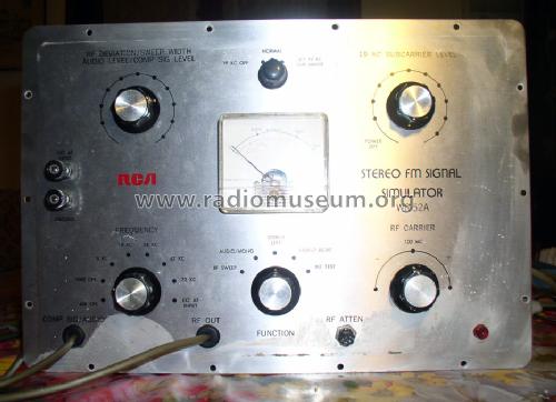 Stereo FM Signal Simulator WR-52-A; RCA RCA Victor Co. (ID = 560682) Ausrüstung