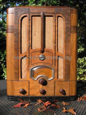 T8-18 ; RCA RCA Victor Co. (ID = 772942) Radio