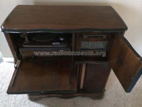 V-215 Ch= RC-564; RCA RCA Victor Co. (ID = 1641670) Radio