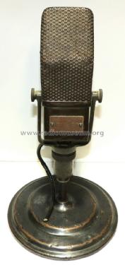 Velocity Microphone 44-A; RCA RCA Victor Co. (ID = 2632885) Microphone/PU