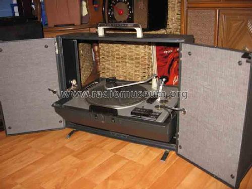 VHP33J 'The Daredevil' Ch= RS-226; RCA RCA Victor Co. (ID = 1469421) Enrég.-R