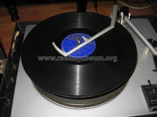 VHP33J 'The Daredevil' Ch= RS-226; RCA RCA Victor Co. (ID = 1469423) Enrég.-R