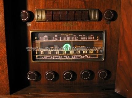 VHR207 Ch= RC-547; RCA RCA Victor Co. (ID = 413207) Radio