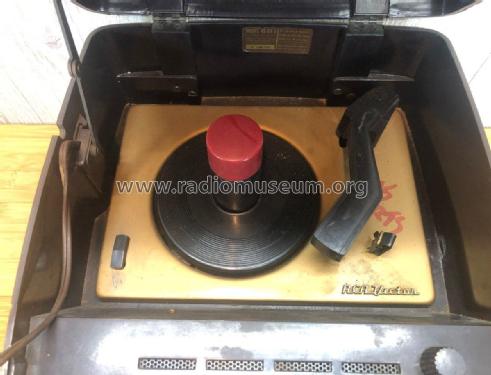 Victrola 45-EY-3 Ch= RS-136E; RCA RCA Victor Co. (ID = 2829336) R-Player