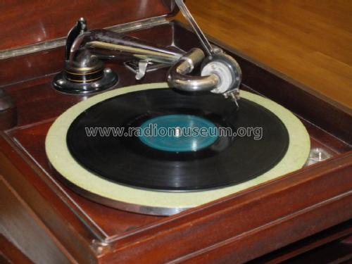 Victrola VV-IX ; RCA RCA Victor Co. (ID = 2055274) TalkingM