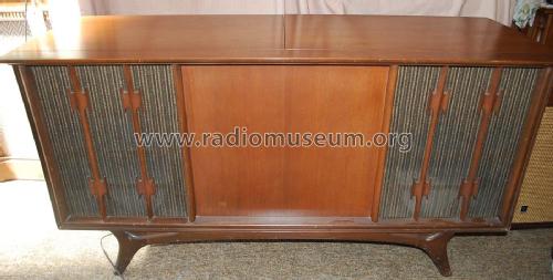 VJT 31 Ch= RC-1227C; RCA RCA Victor Co. (ID = 2417178) Radio