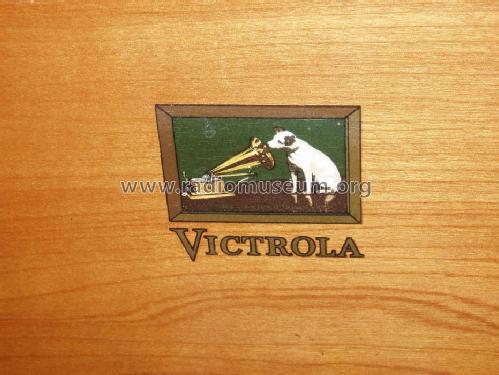 Victrola RF-26; RCA, Corporacion de (ID = 1070554) Radio