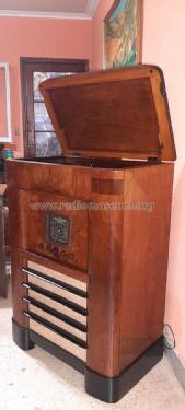 Combinado Radio-Fonógrafo 812-D; RCA Victor; Buenos (ID = 2659851) Radio