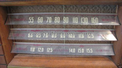 62; RCA Victor (ID = 642645) Radio
