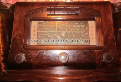 A33 ; RCA Victor (ID = 1397298) Radio