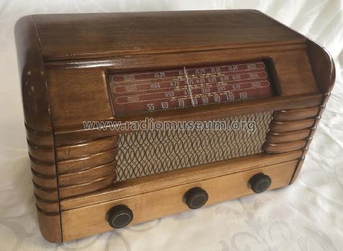 M-45; RCA Victor (ID = 2757830) Radio