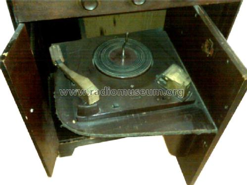 Spinette ; RCA Victor (ID = 693012) Radio