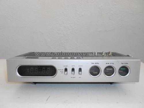 FM-MW-LW Electronic Clock C-500; Realtone Electronics (ID = 2385537) Radio