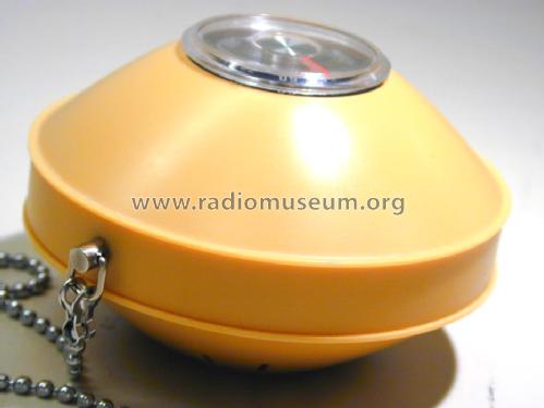 Space Capsule Style Radio 1183; Realtone Electronics (ID = 1057706) Radio