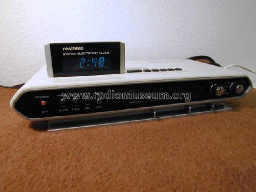 Stereo Electronic Clock Radio E-4; Realtone Electronics (ID = 406555) Radio