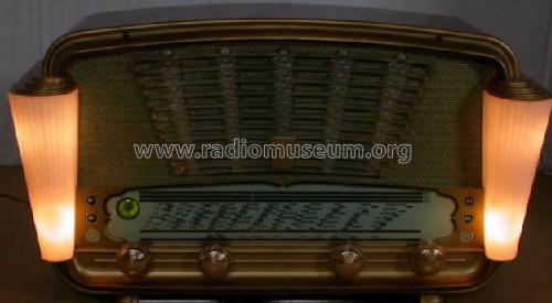 L'Empereur ; Reela-Radio, Reela- (ID = 344602) Radio