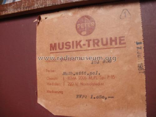 Musiktruhe Petra A Ch= Rema 2005; Peter, August, (ID = 1426821) Radio