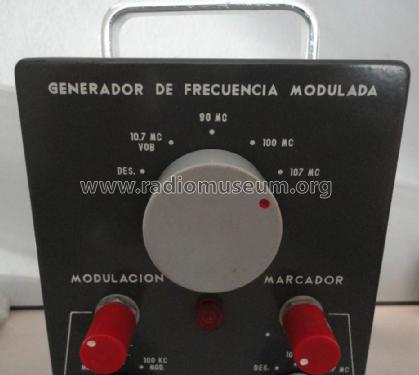 Oscilador de servicio para FM FM-1; Retex S.A.; (ID = 1606880) Equipment