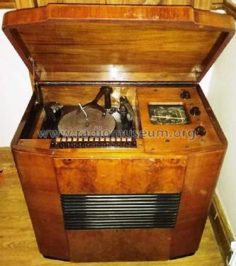 Auto-Radiogram 5311; RGD Brand, Radio (ID = 2633954) Radio